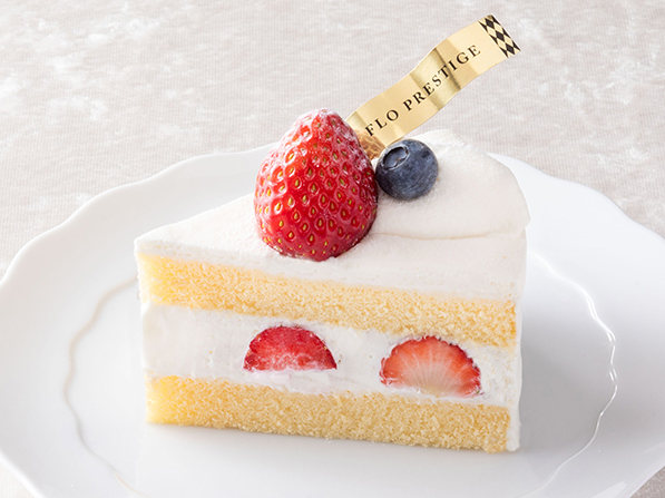 苺のショートケーキ カット Patisserie ケーキ