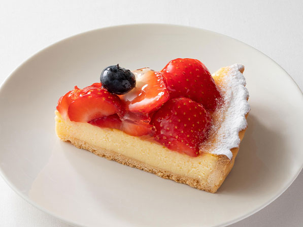 苺のチーズプリンタルト カット Tarte タルト 苺のチーズプリンタルト カット Tarte タルト