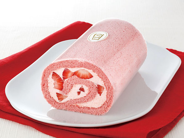 苺づくしのロールケーキ Patisserie ケーキ