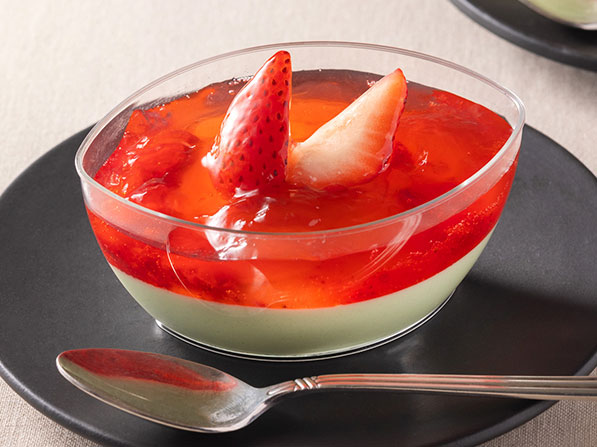ピスタチオムースと苺のジュレ