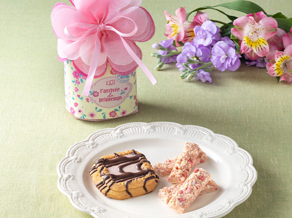 Springプティフラワー～苺のクッキー&クランチ～