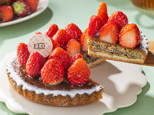 まるごと苺のタルト～紅茶ダマンド～