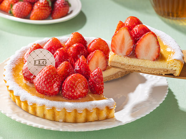 まるごと苺のタルト～チーズ～