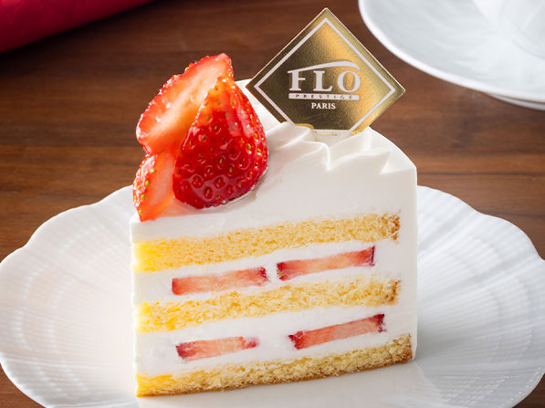 プレミアムショートケーキカット